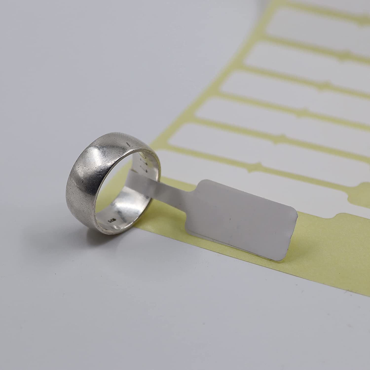 Kuyumcu Etiketi  Termal 72x10mm   1 Rulo 1.250 adet (Gözlük Etiketi, Yüzük Etiketi)