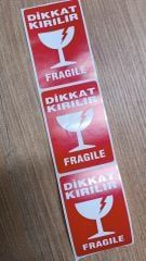 Dikkat Kırılır Etiketi 60mmx90mm (6cmx9cm) 1 Rulo 500 Adet (Uyarı Etiketidir)